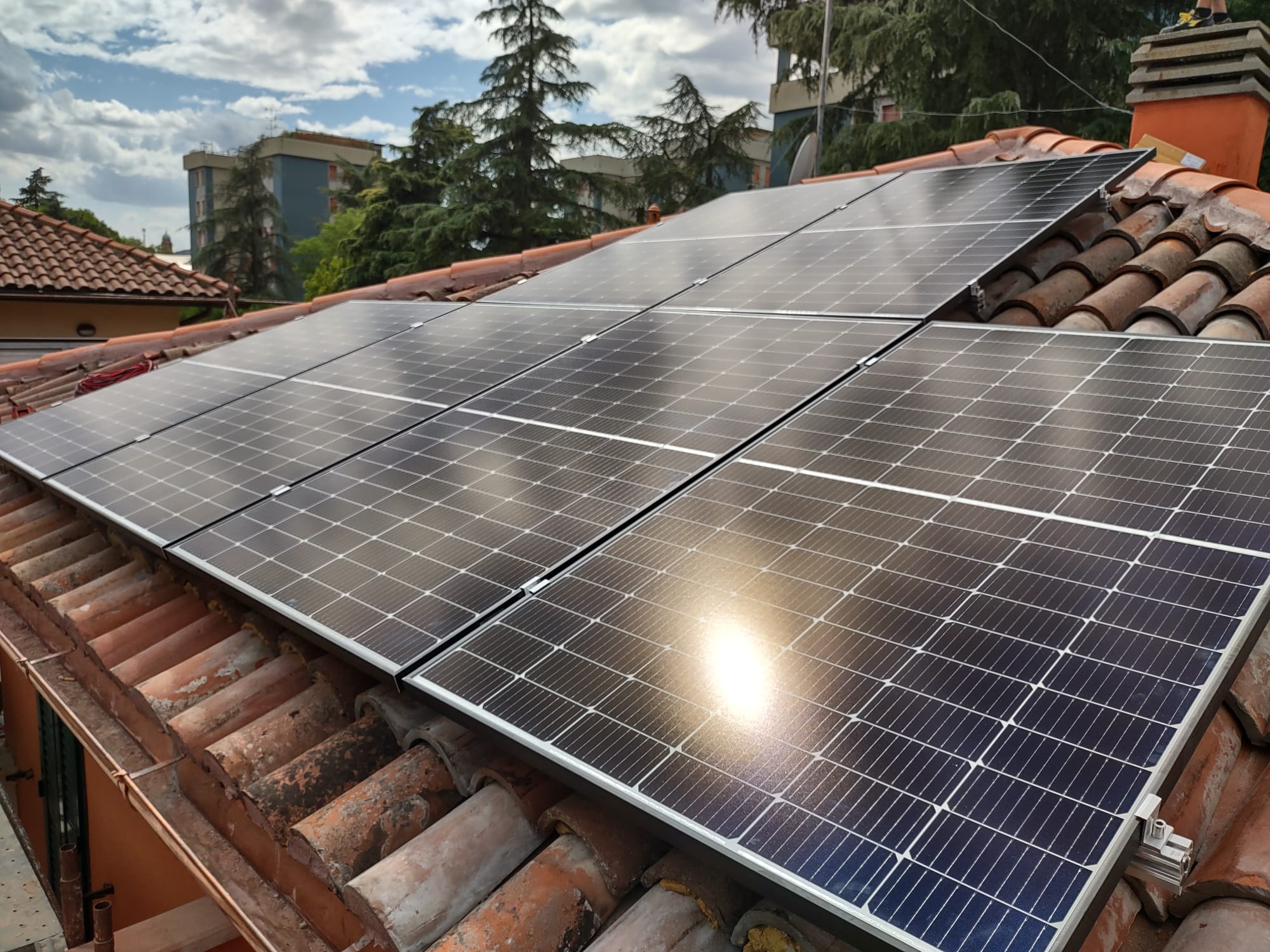Impianto fotovoltaico fatto sul tetto | GDE Energia